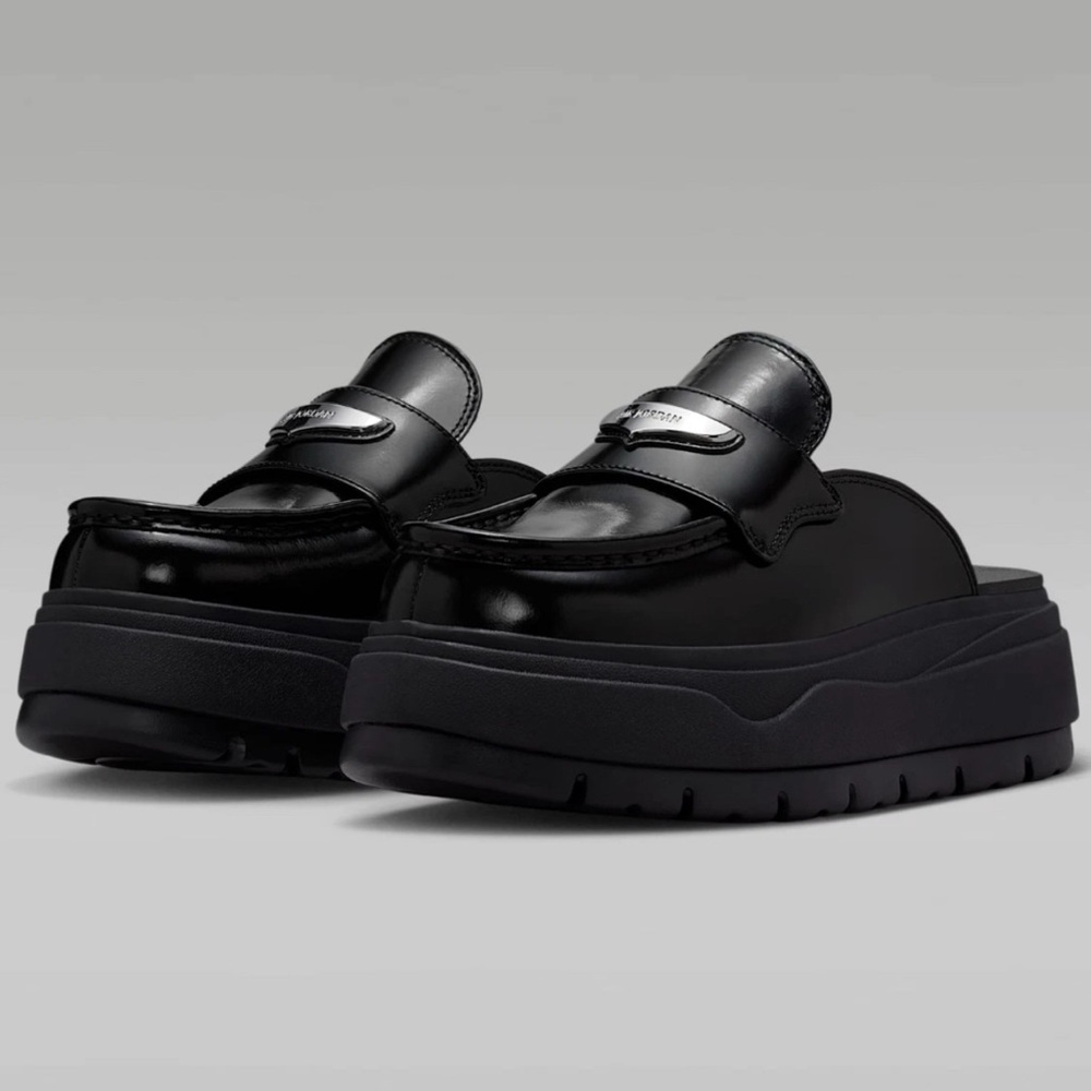 Size 9 - Nike Air Jordan Mule Black Metallic Silver HJ4292-001 Women’s Brand New - Picture 8 of 10